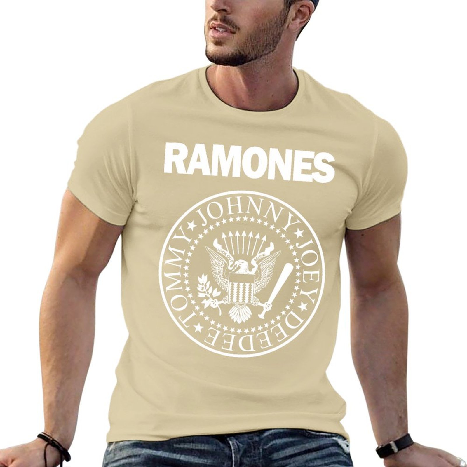The Ramone Merch Essential T-S - Anime Merch Shopping avaliação e preço